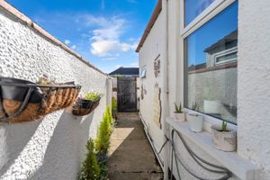 Photo 21- click for photo gallery